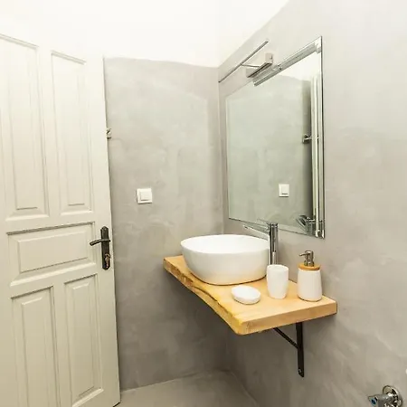 Dohos Skiathos Pensión 3*