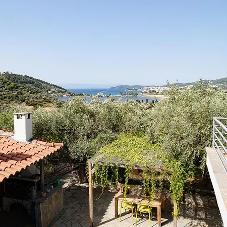 Dohos Skiathos Guest house *